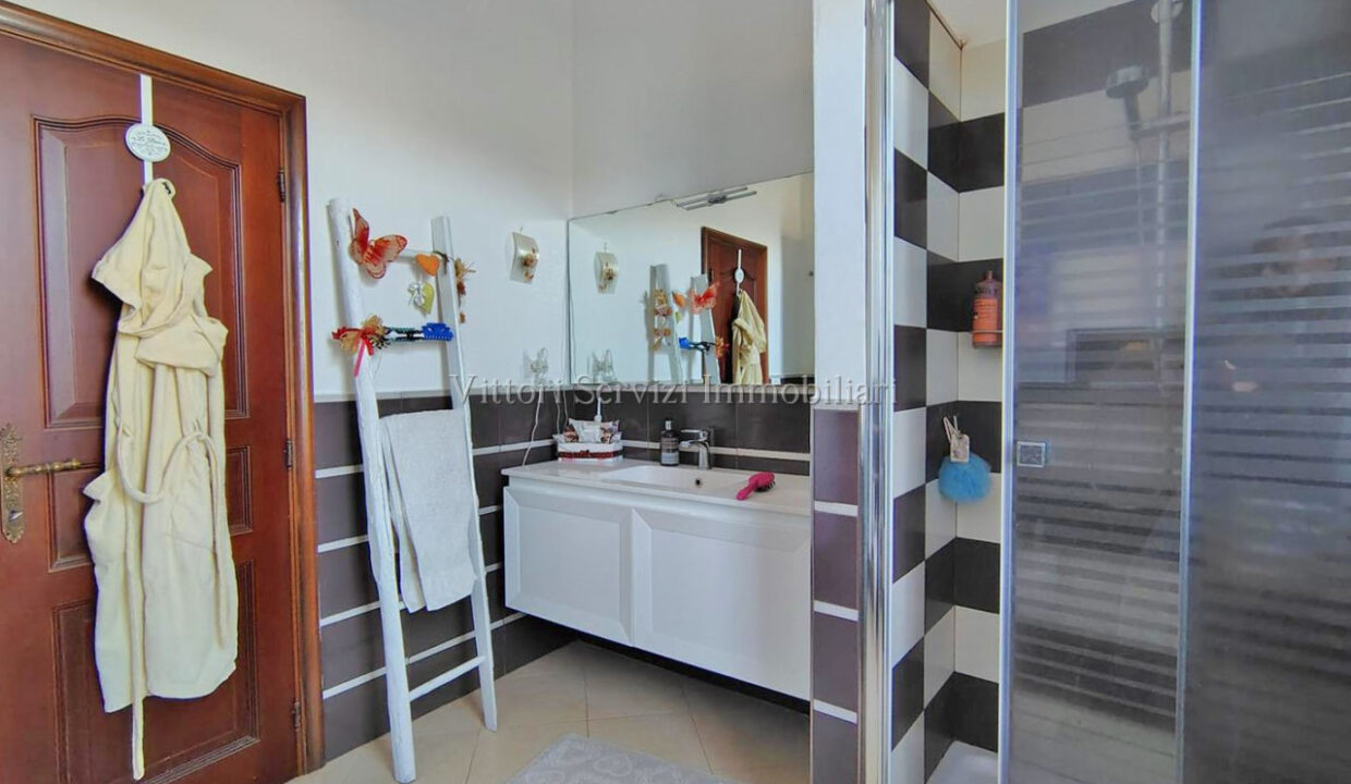 009__bagno2_sup